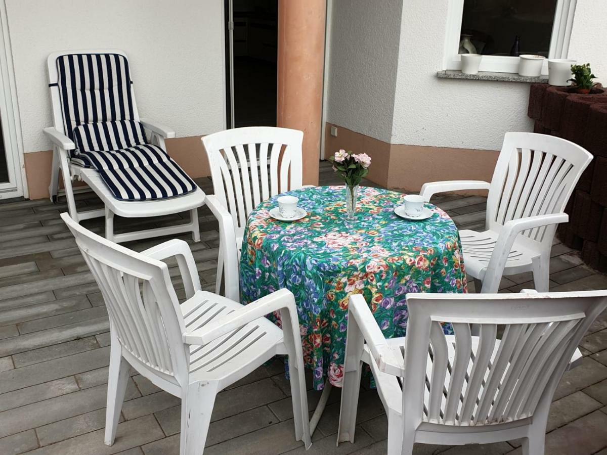 Schoene Grosse Ferienwohnung Im Mittelrheintal Nahe Loreley Bornich Exterior foto