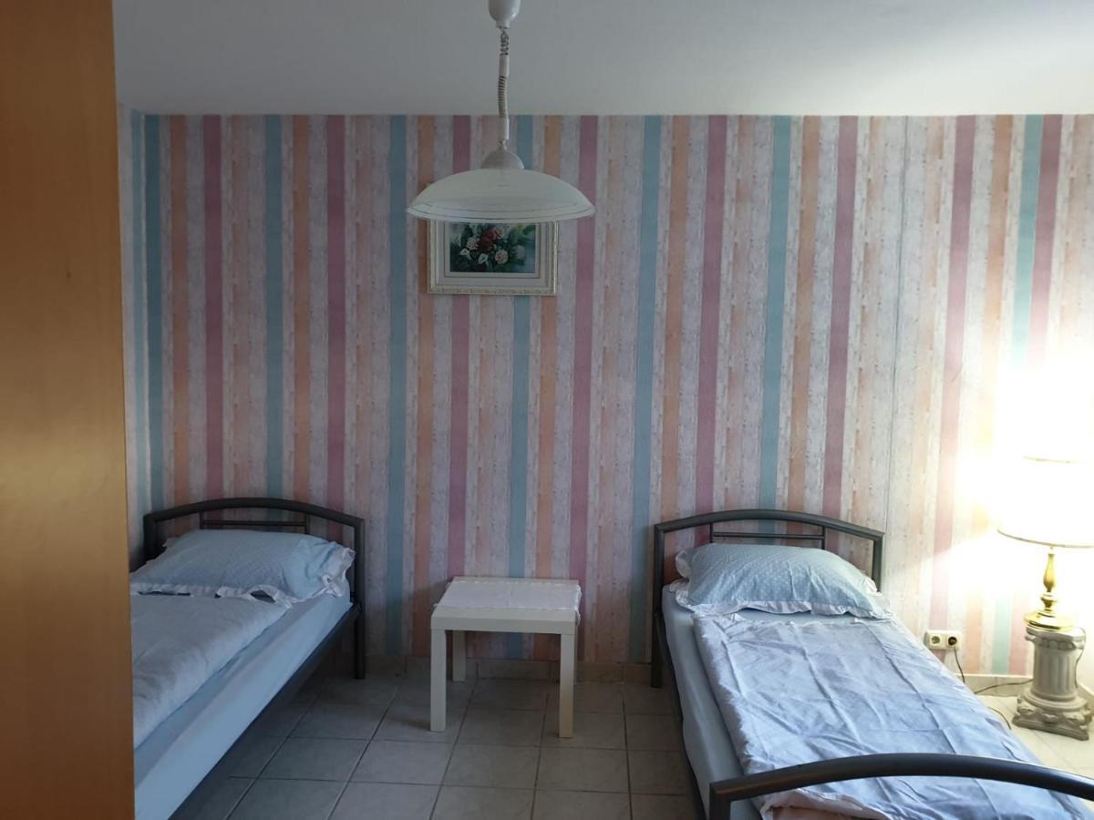 Schoene Grosse Ferienwohnung Im Mittelrheintal Nahe Loreley Bornich Exterior foto